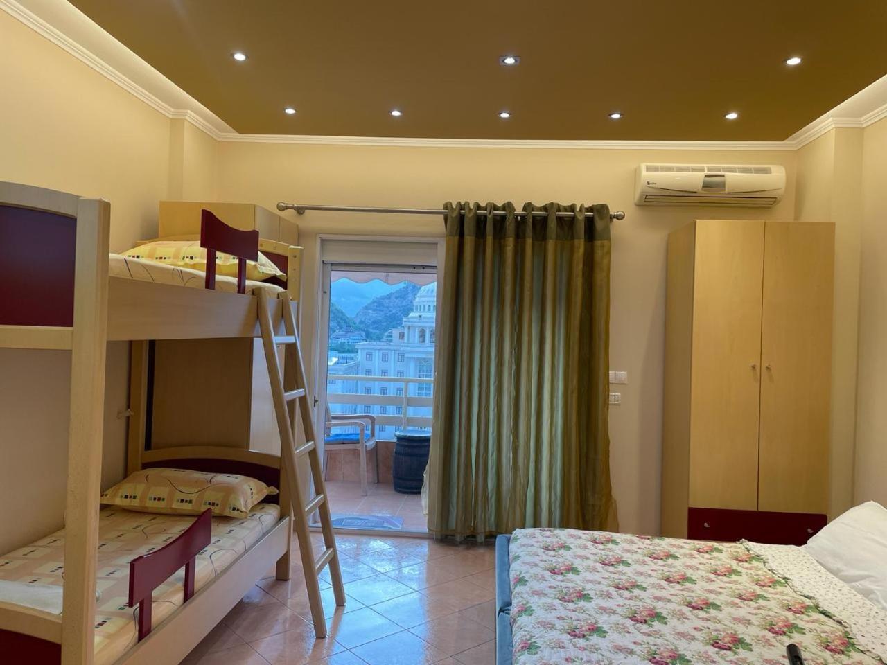 Berat City Panorama 1 Bagian luar foto