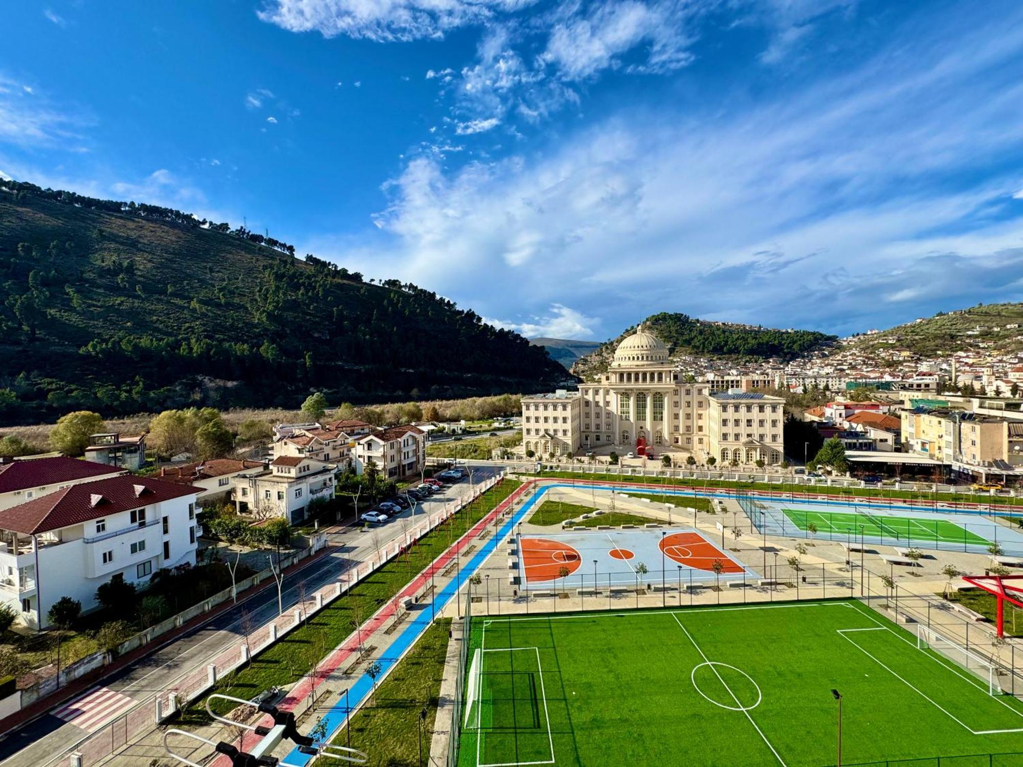 Berat City Panorama 1 Bagian luar foto